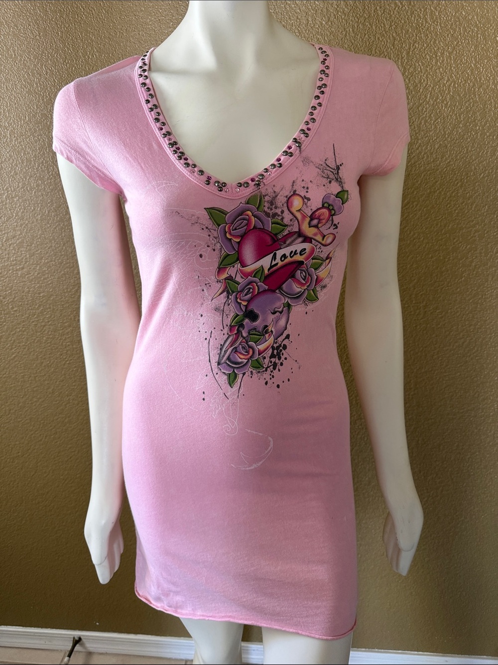Y2K Vintage Bejeweled Pink Stud-Trim V-Neck Graphic Tee Dress - Love Rose Design
